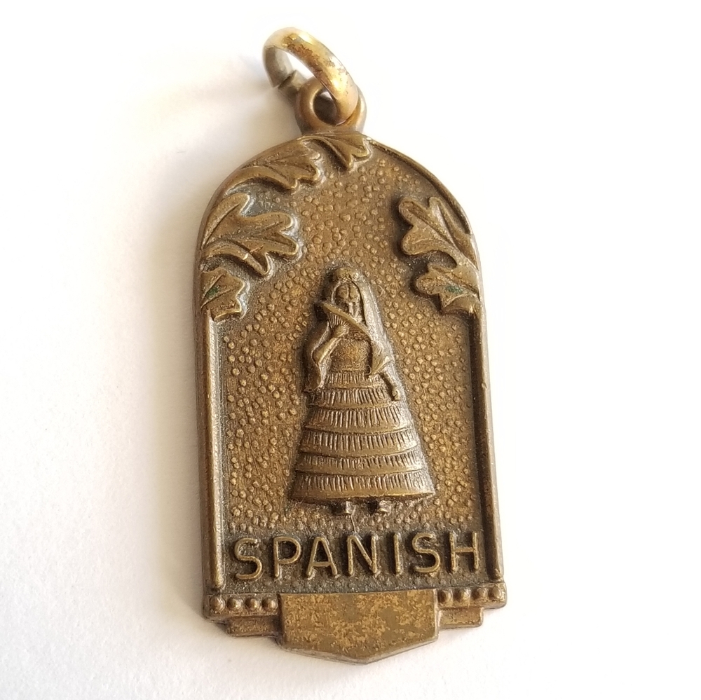 Vintage Spanish award pendant charm jostens collegiate jewelry school